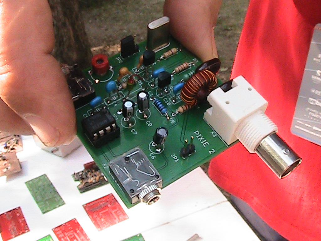 The DIY Magic of Amateur Radio - American Radio Relay League - exhibit detail 5