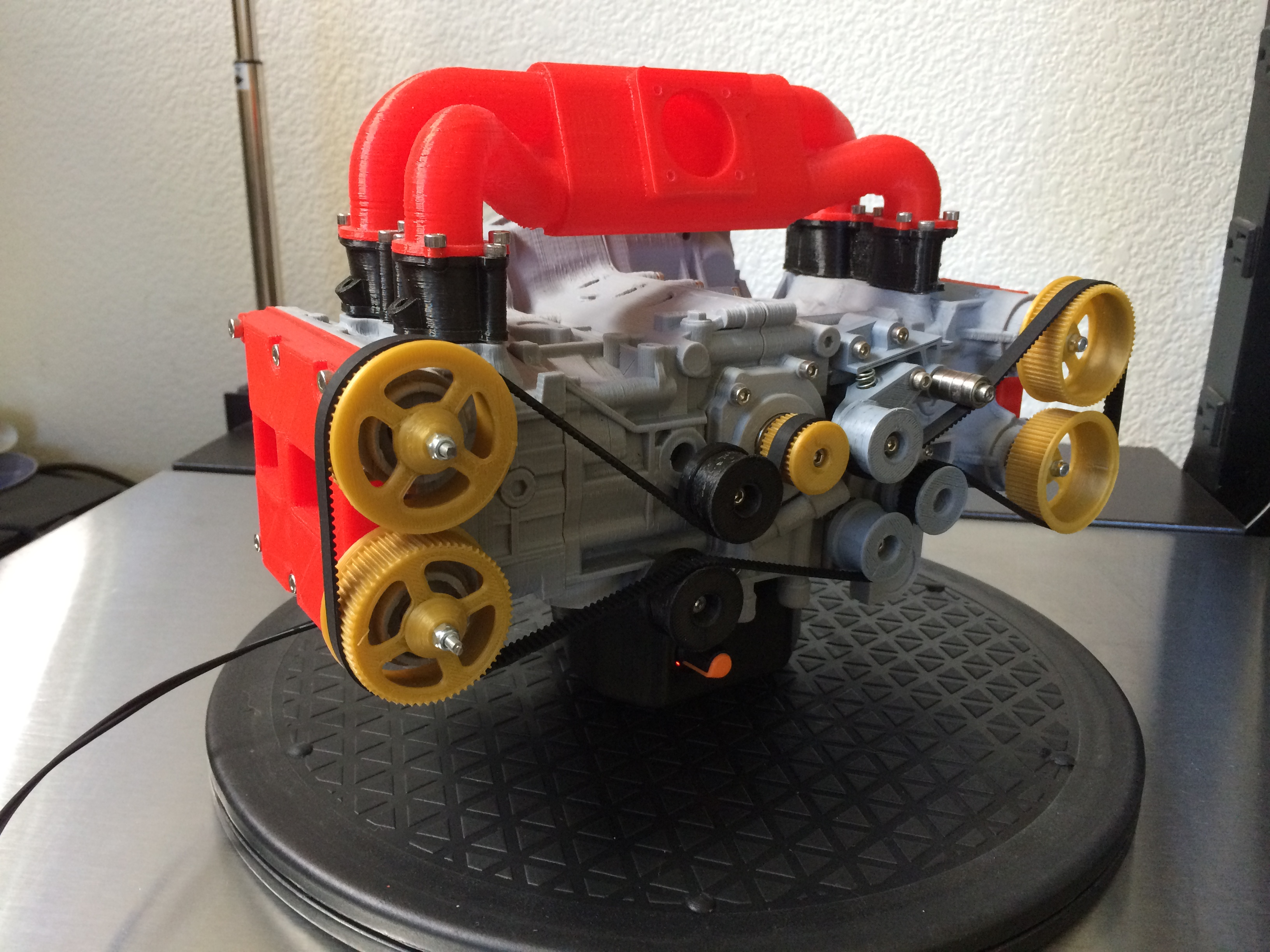 3D printed engine and transmission models project image
